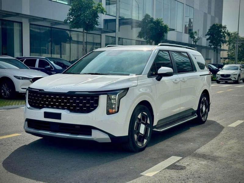 Kia Carnival New - Số Tự Động